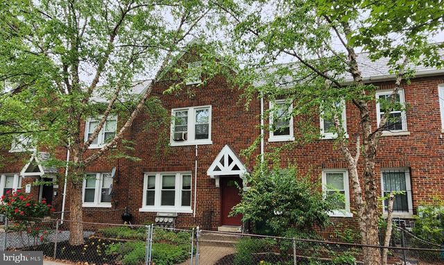 1518 ISHERWOOD ST NE, Washington, DC 20002