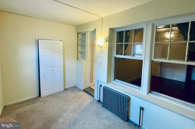 1518 ISHERWOOD ST NE, Washington, DC 20002
