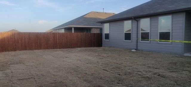 308 Youngblood Lane, Fort Worth, TX 76131