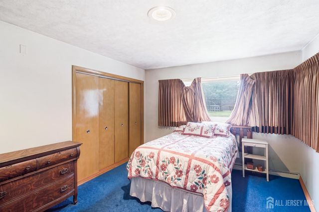 172 Ryders Lane, New Brunswick, NJ 08901
