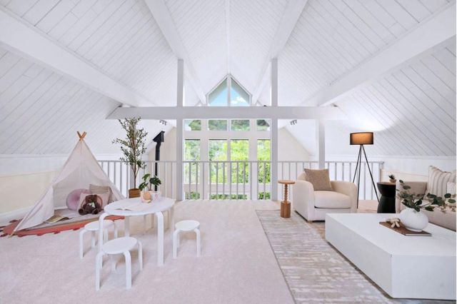 3224 E Laurel Creek Road, Belmont, CA 94002