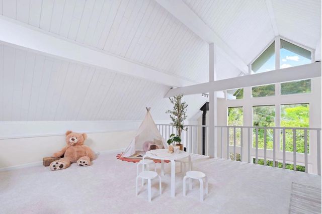 3224 E Laurel Creek Road, Belmont, CA 94002