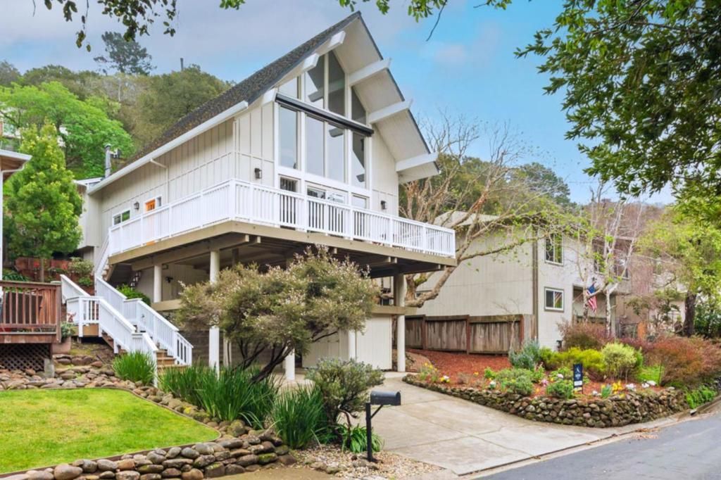 3224 E Laurel Creek Road, Belmont, CA 94002