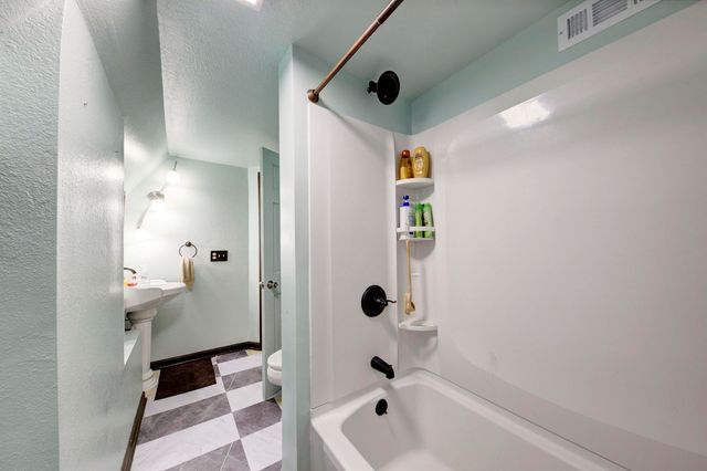 264 Ypsilanti Street, Dundee, MI 48131