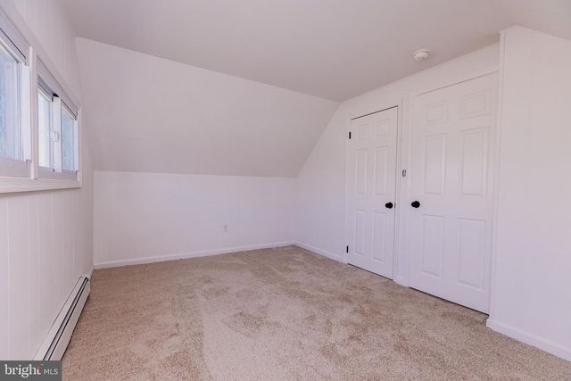 21 VELVET LN, Levittown, PA 19054