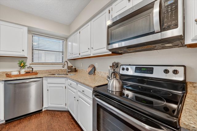1200 Harwell Drive 1924, Arlington, TX 76011