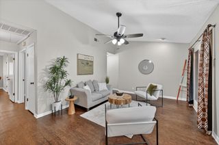 1200 Harwell Drive 1924, Arlington, TX 76011