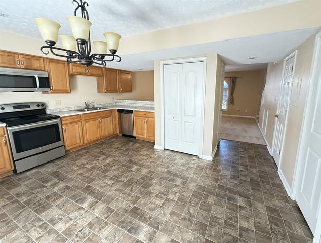 770 E Sherwood Hills Drive, Bloomington, IN 47401