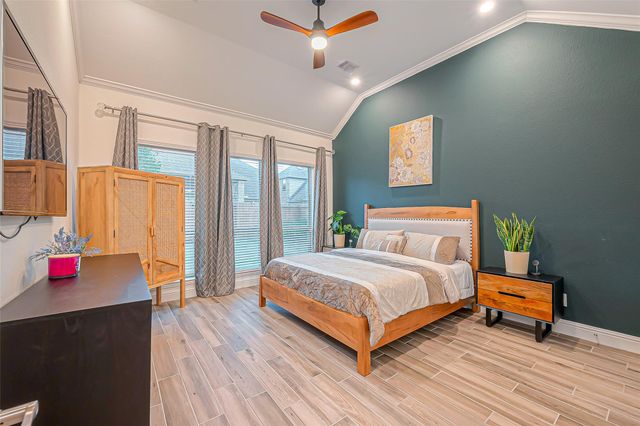 11218 Spoke Hollow Creek Lane, Cypress, TX 77433