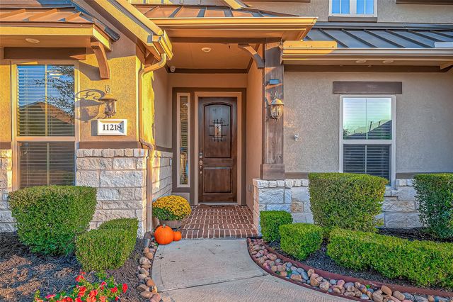 11218 Spoke Hollow Creek Lane, Cypress, TX 77433