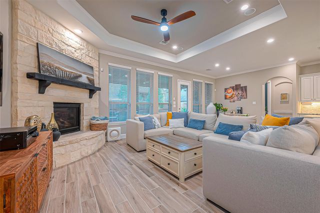 11218 Spoke Hollow Creek Lane, Cypress, TX 77433