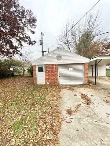 6 Head Drive, Fredericktown, MO 63645