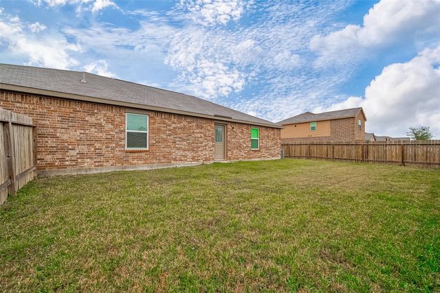 9915 Garnet Grove Drive, Rosharon, TX 77583