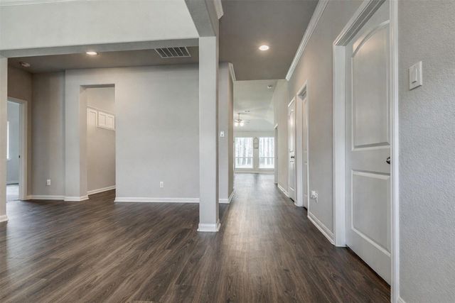 212 Road 6613, Dayton, TX 77535