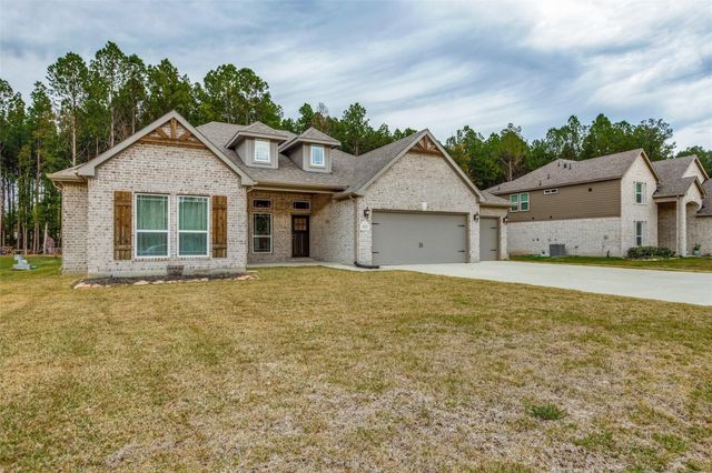 212 Road 6613, Dayton, TX 77535