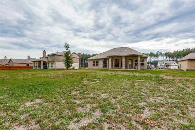 212 Road 6613, Dayton, TX 77535