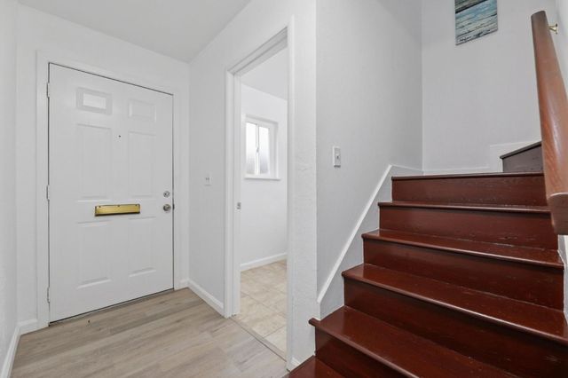 3320 Lochinvar Avenue 56, Santa Clara, CA 95051