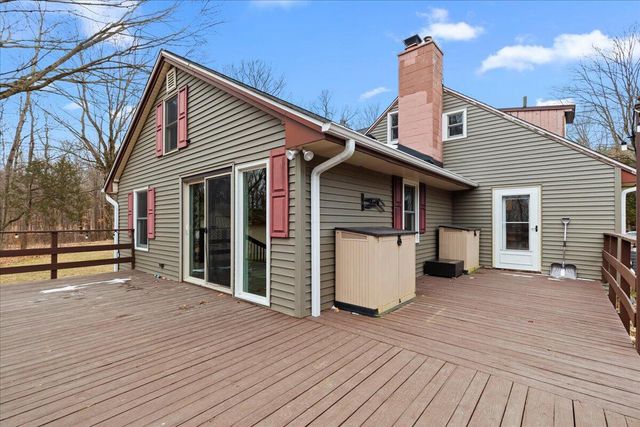 3973 Oak AVENUE, West Bend, WI 53095