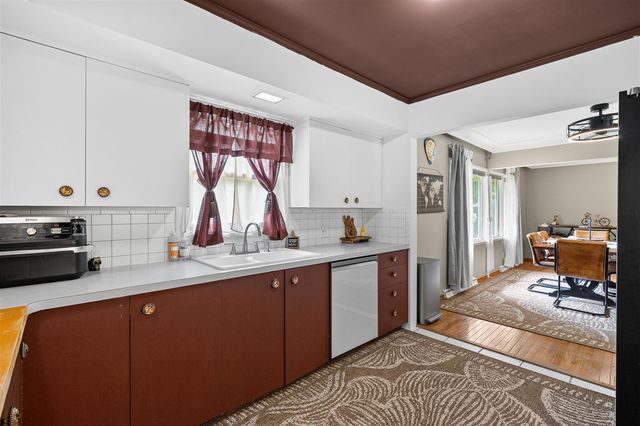 2805 Winchell Avenue, Kalamazoo, MI 49008