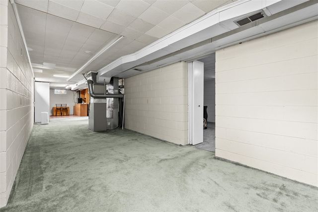 2805 Winchell Avenue, Kalamazoo, MI 49008