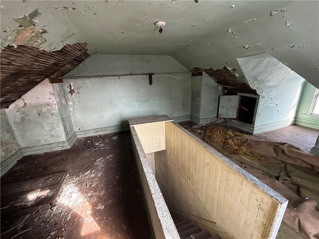 458 Wyola St, Mt Washington, PA 15211