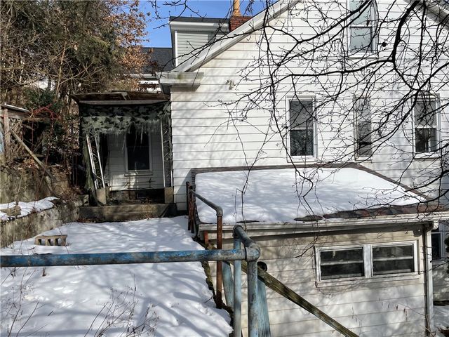 458 Wyola St, Mt Washington, PA 15211