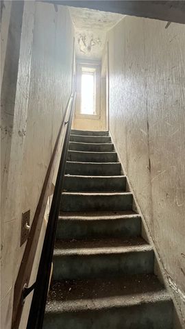 458 Wyola St, Mt Washington, PA 15211