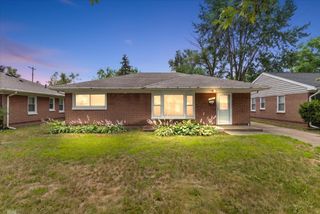 1218 E Hudson Avenue, Madison Heights, MI 48071