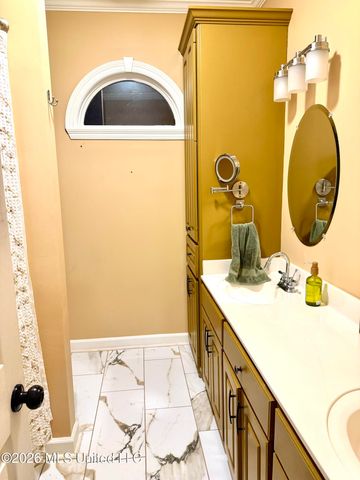 6165 Kay Brook Drive, Byram, MS 39272