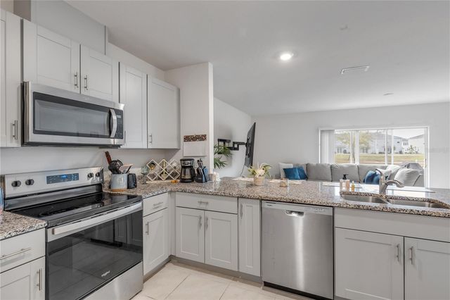 2724 SILVER CANOE DRIVE, Edgewater, FL 32141