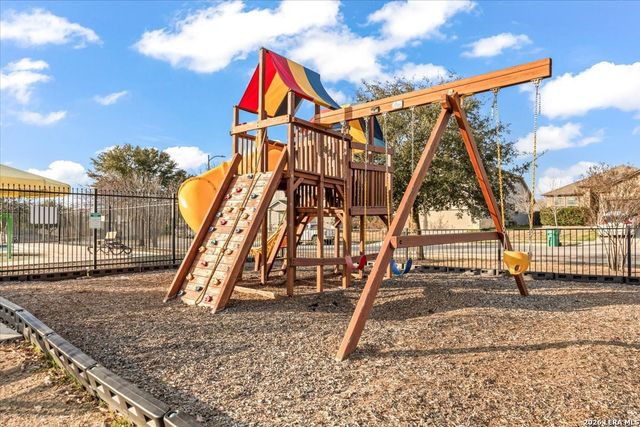 7636 Brigadier Pass, Converse, TX 78109