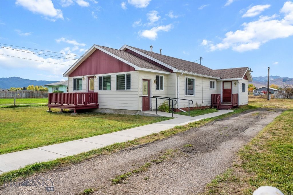 116 N Norris Avenue, Anaconda, MT 59711