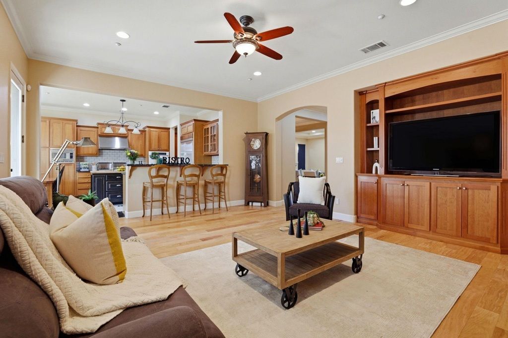 Image 10 of property listing at 3075 Olivoro Ct, Livermore, CA 94550