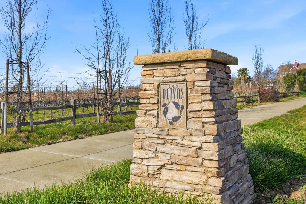 Image 50 of property listing at 3075 Olivoro Ct, Livermore, CA 94550