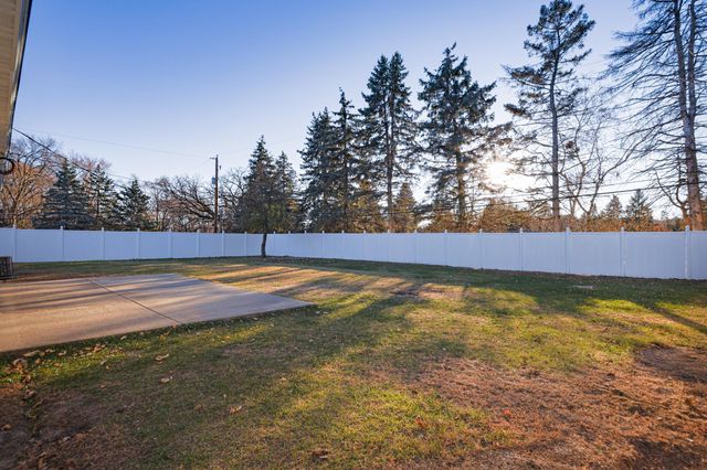 8556 Rich Avenue S, Bloomington, MN 55437