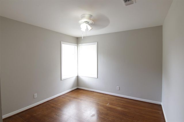 6915 Edgemoor Drive, Houston, TX 77074