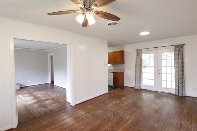 6915 Edgemoor Drive, Houston, TX 77074