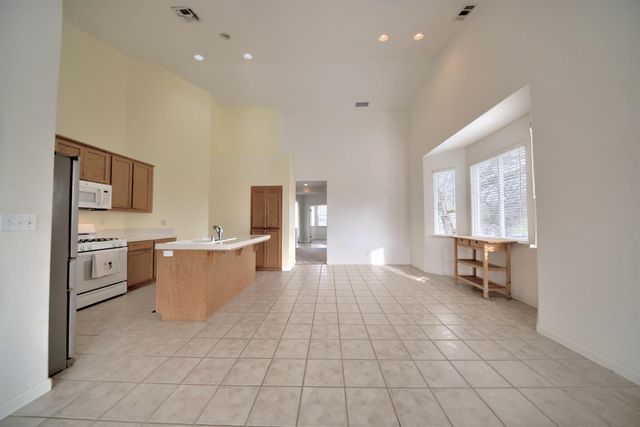 6250 Bluff View Rd, Copperopolis, CA 95228