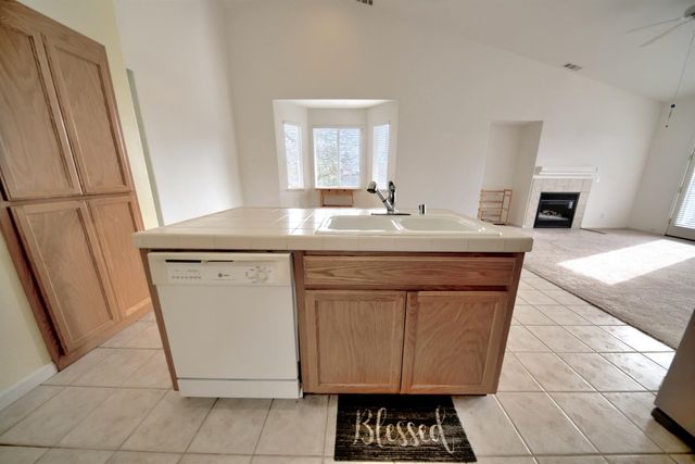 6250 Bluff View Rd, Copperopolis, CA 95228