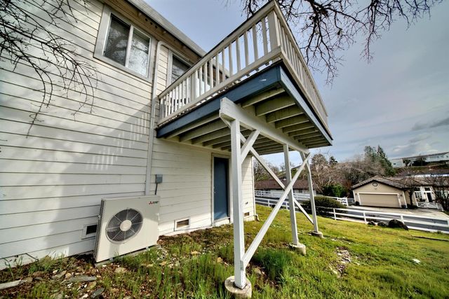 6250 Bluff View Rd, Copperopolis, CA 95228