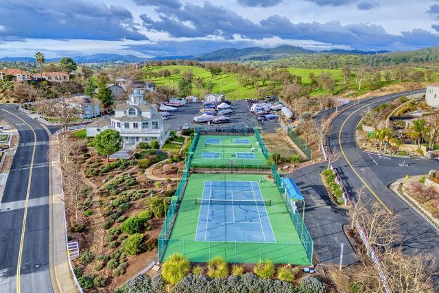 6250 Bluff View Rd, Copperopolis, CA 95228