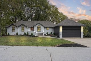 3098 North Skyview Lane, Ozark, MO 65721