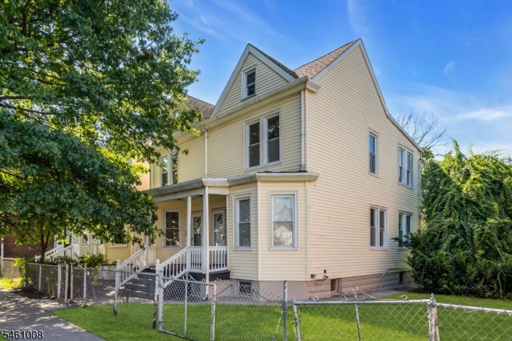 263 Sanford St, East Orange City, NJ 07018