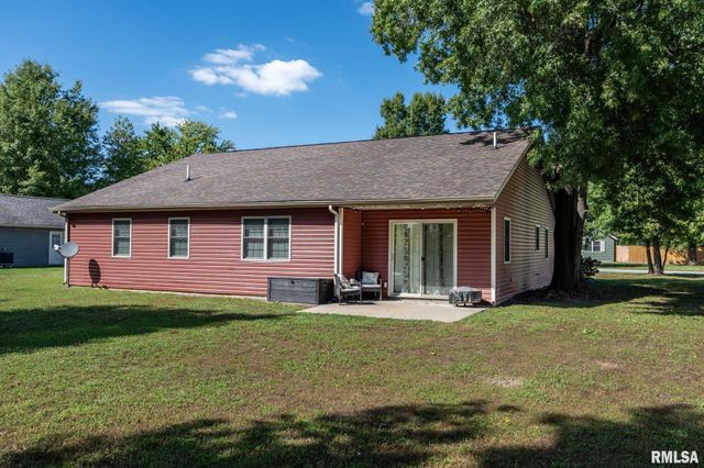 307 Noah Lane, Carterville, IL 62918