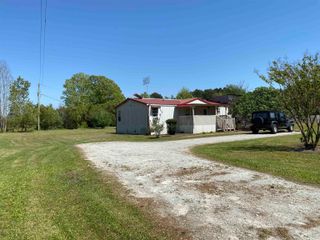 5858 Hwy 9, Nichols, SC 29581