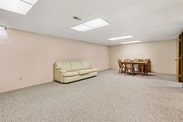 4829 Weston Avenue, Kalamazoo, MI 49006