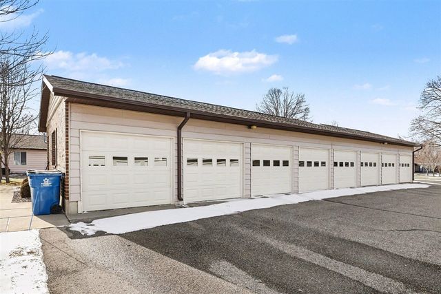 4829 Weston Avenue, Kalamazoo, MI 49006