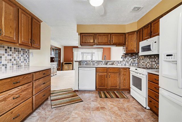 4829 Weston Avenue, Kalamazoo, MI 49006