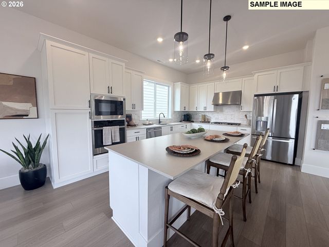 11836 Sw 182nd Ave, Beaverton, OR 97007