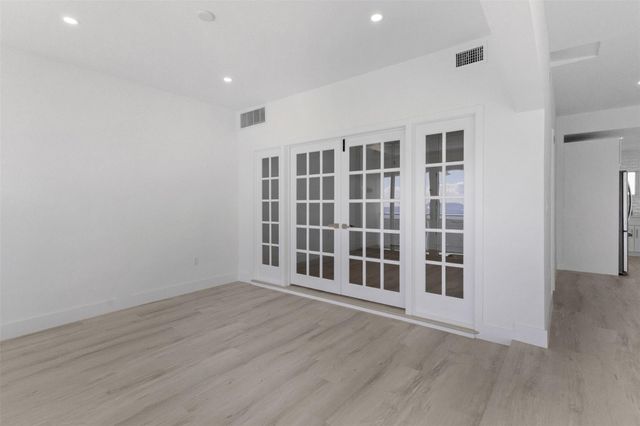 500 SE 21st Avenue 805, Deerfield Beach, FL 33441